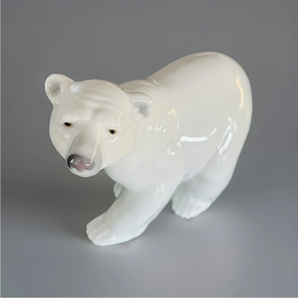 Lladro Standing Polar Bear #1207 Glazed Figurine Tag On Bottom No Box-PERFECT - Picture 2 of 10